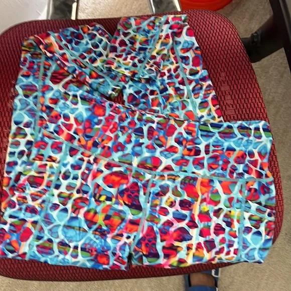 CVG “exotic” print leggings. Sold out online!! - Picture 3 of 7